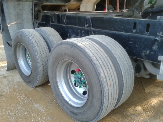 HINO FM1J 260 HINO FM1J 260