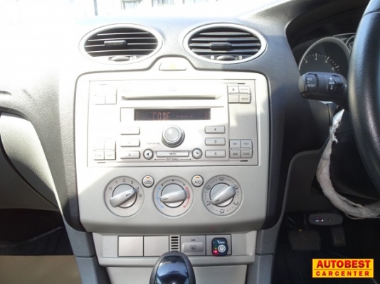 FORD FOCUS 5DR 1.8AT ปี2011 FORD FOCUS 5DR 1.8AT ปี2011