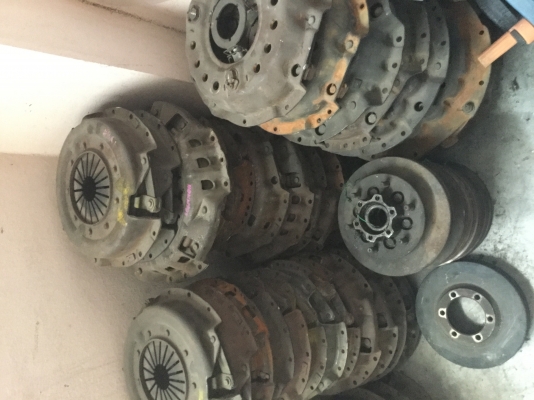 ดีเคเซียงกง จานกดครัชเก่าเเท้ญี่ปุ่น ฮีโน่ อีซุสุ เเคนเตอร์ ฟูโซ่ หลากหลายรุ่น สองถามได้ครับ