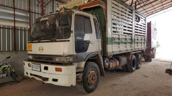 ขาย รถพ่วงแม่-ลูกดั้มเกษตรคอกสูง HINO FM2K ปี 43 เครื่องเดิม K13D 260 แรงม้า ลูก 3 เพลา แท้ยาว 7 เมตร ทะเบียนพร้อมโอน ขาย รถพ่วงแม่-ลูกดั้มเกษตรคอกสูง HINO FM2K ปี 43 เครื่องเดิม K13D 260 แรงม้า ลูก 3 เพลา แท้ยาว 7 เมตร ทะเบียนพร้อมโอน