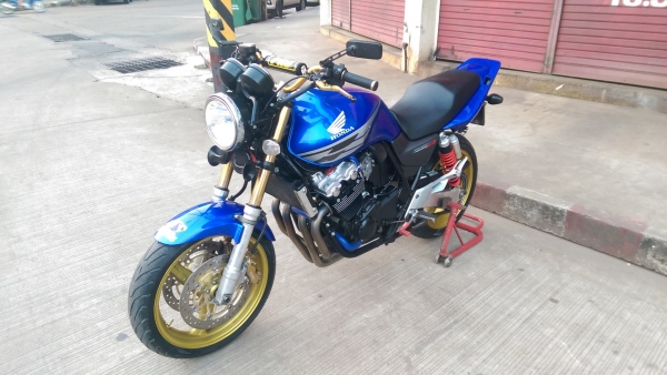 ขายคับ HONDA CB400 TECH3 ปี2007 กญแจชิฟ สีสวย คอท่อไทเทเนียมปลายแต่ง แฮนด์บาร์ มือเบรคปรับระดับ ยางท่อหม้อน้ำแต่ง อินวอยส์สรรพสามิตร ราคา 97500 บาท ส่งได้ทั่วไทยคับ สนใจติดต่อ 081-0578282 FACEBOOK ชาญณรงค์ ป๊อป ชัยอมฤต ไอดีไลน์ POPBIGBIKESAKON คับ สนใจรถส