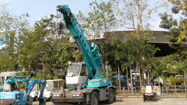 รถเครน  7 ตัน M70-2 Kobelko  950000