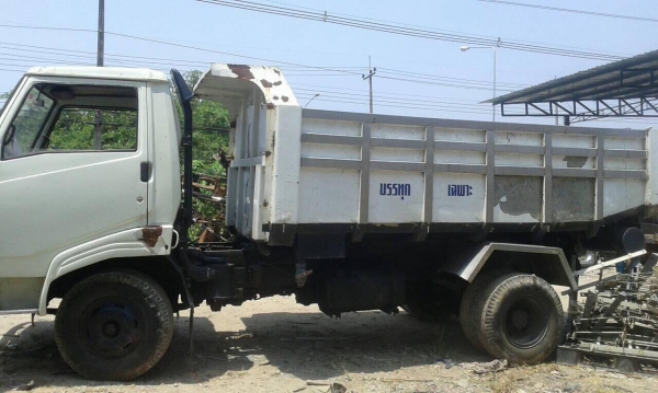 6 ล้อดั้ม 117 แรง HINO KM777 รถห้างแท้ เครื่อง WO4D 117 แรง เล่มพร้อม