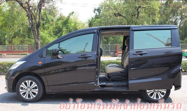 มือเดียว ไมล์ 5หมื่น เชนจ์แล้ว ยังมีประกันศูนย์ รถสวยสภาพป้ายแดง