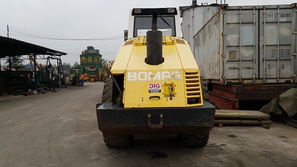 รถบดสั่นสะเทือน 19 ตัน Bomag BW219 DH-3 สภาพดี นำเข้าจากยุโรป พร้อมใช้งาน
