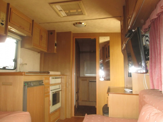 รถ  CARAVAN FAIRWAY 460 ยาว 21 ฟุต นำเข้าจากอังกฤษ