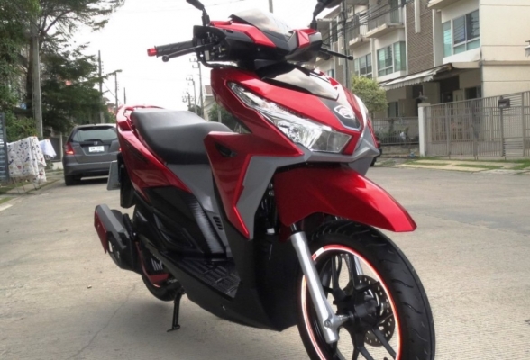 รถใหม่ชัดๆ Honda Click125i ออกห้างมาไม่กี่วัน ร้อยโลเศษ สุดยอดเดิมแท้ดี ไม่มีบิวด์
