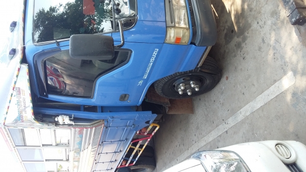 ขาย6ล้อ อีซูซุ NKR 130 เทอร์โบ รถห้างเเท้สภาพนางฟ้า