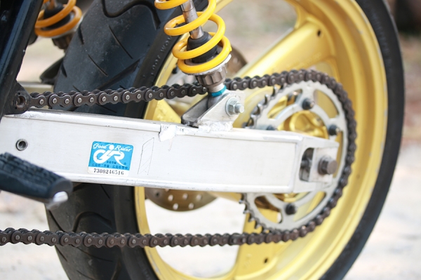 Yamaha Sr400 ปี2002