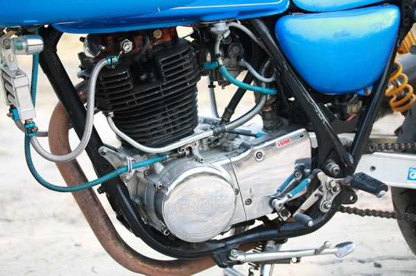 Yamaha Sr400 ปี2002