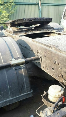 ขายรถ10ล้อ 2เพลา หัวลาก เครื่องแดวู 270เทอร์โบอินเตอร์ พร้อมใช้งาน เอกสารพร้อมโอน สนใจโทร 090-8588220คุณนะ 093-3258446คุณบิว หรือเข้าดูสินค้าอื่นๆได้ที่ www.truck.in.th/498 หรือเพจFacebook ณรงค์ ซื้อขายรถมือสอง (เว็บไซต์ส่วนตัว) หรือFacebook คุณนะ รถบรรทุ