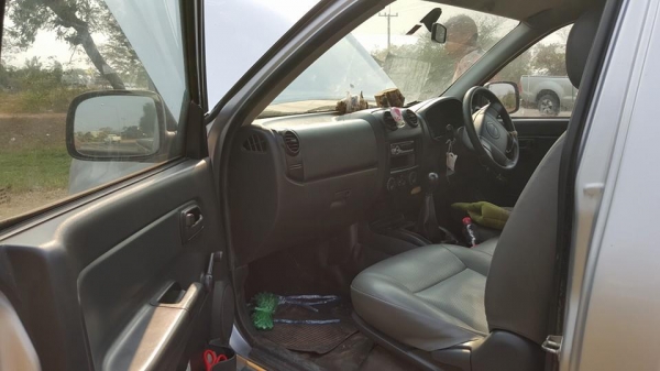 ขายกระบะดีแม็ค ปี51 วิ่งแสนปลาย สภาพเดิม ใช้มือเดียว เครื่องเดิม หน้าเดิมไม่เคย เคลียรสี สภายเดิม 2.5เทอร์โบว์