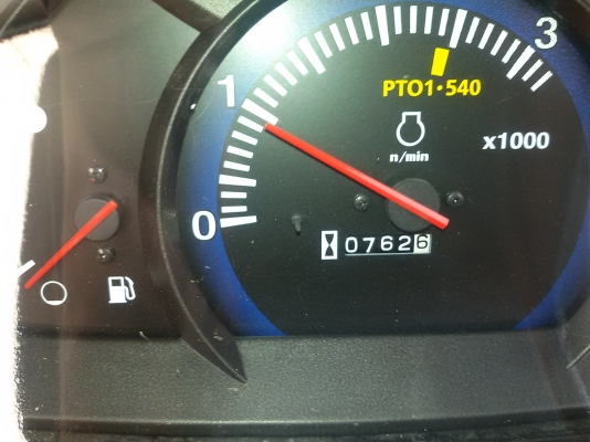 หาชื้อรถไถคูโบต้าL3608 มาหาเราครับมีไบมีดตราช้าง และโลตาลี้ตราช้าง164 เมตร ราคา295000บาท ทะเบียนพร้อมๆ ใช้งานสายๆครับสนใจ โทร0813655997 อำพร พาเจริญ