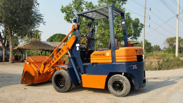 ขายด่วน รถตัก TOYOTA 5SGตัก1.2ตัน1.2คิวยกสูง3เมตรรถนอกเพิ่งนำเข้ามายังไม่เคยใช้งานในเมืองไทยเลยซื้อ1คันแถม1คันจักรยาน