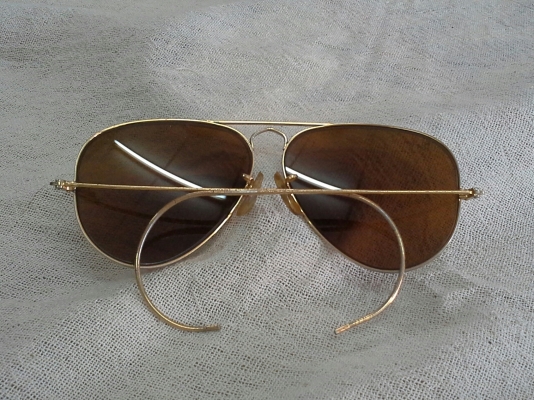 แว่นตานายพลแมคอาร์เธอร์ ตัวแท้! ราคานักศึกษา! B&amp;L RAY-BAN Aviator MacArthur USA