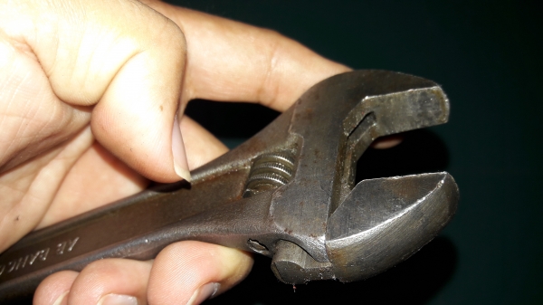 ขายประแจเลื่อนขนาด8" BAHCO 71 AB BAHCO STOCKHOLM MADE IN SWEDEN.