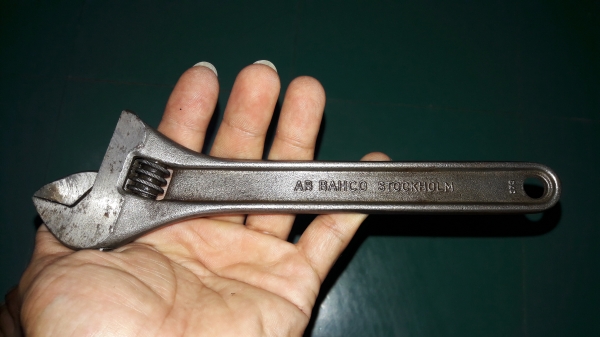 ขายประแจเลื่อนขนาด8" BAHCO 71 AB BAHCO STOCKHOLM MADE IN SWEDEN.
