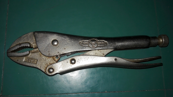ขายคีมล็อกVISE-GRIP 10WR Made in USA.รุ่นสามแถวสภาพดีสวยหายาก