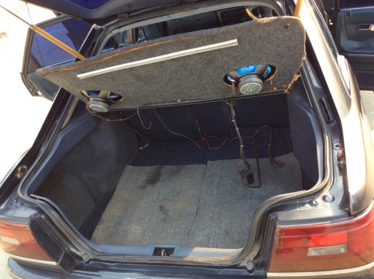 ขายรถ มาสด้า 626 5ประตู ปี89 เครื่องหัวฉีด 1.8 เกียร์ออโต้ เพาเวอร์ กระจกไฟฟ้าทั้งคัน เซ็นทรัลล๊อค ภายในเดิมๆสวยแอร์สวิง วิทยุพร้อม ตัวถังเดิมๆไม่มีชนสีมีร่องรอยการใช้งาน แม็ก15&quot; เครื่องดีเกียร์ดีช่วงล่างดี รถขับดีครับ พร้อมใช้เลยครับ ภาษี59 เอกสารพร