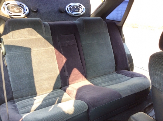 ขายรถ มาสด้า 626 5ประตู ปี89 เครื่องหัวฉีด 1.8 เกียร์ออโต้ เพาเวอร์ กระจกไฟฟ้าทั้งคัน เซ็นทรัลล๊อค ภายในเดิมๆสวยแอร์สวิง วิทยุพร้อม ตัวถังเดิมๆไม่มีชนสีมีร่องรอยการใช้งาน แม็ก15&quot; เครื่องดีเกียร์ดีช่วงล่างดี รถขับดีครับ พร้อมใช้เลยครับ ภาษี59 เอกสารพร