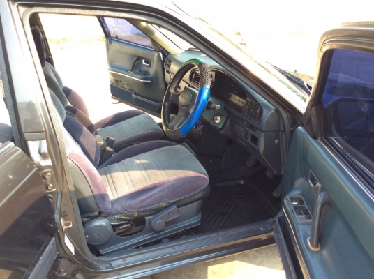 ขายรถ มาสด้า 626 5ประตู ปี89 เครื่องหัวฉีด 1.8 เกียร์ออโต้ เพาเวอร์ กระจกไฟฟ้าทั้งคัน เซ็นทรัลล๊อค ภายในเดิมๆสวยแอร์สวิง วิทยุพร้อม ตัวถังเดิมๆไม่มีชนสีมีร่องรอยการใช้งาน แม็ก15&quot; เครื่องดีเกียร์ดีช่วงล่างดี รถขับดีครับ พร้อมใช้เลยครับ ภาษี59 เอกสารพร