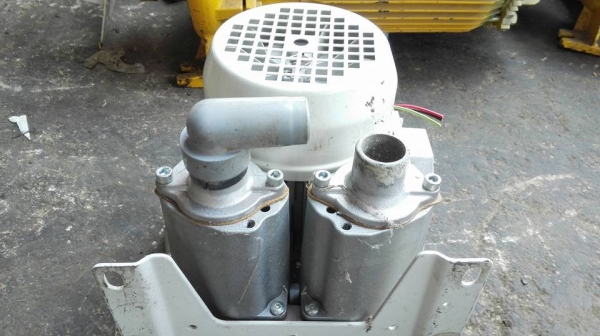 ริงส์โบวเวอร์ ดูด-เป่า ESAM Made in ITALY 0.5 HP ไฟบ้าน 220V สภาพใหม่ใช้งานมาน้อยมาเทสได้.