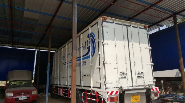 ตูแห้งประตู 10 บาน ยาว 7.20 เมตรสวยๆ ตูแห้งประตู 10 บาน ยาว 7.20 เมตรสวยๆ