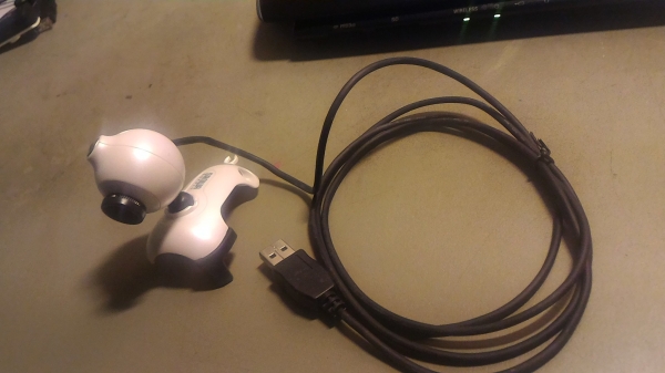 กล้องเวปแคมต่อกับคอมพิวเตอร์  2 ตัว ใหม่ๆ ตามภาพ เสียบสาย USB พร้อมใช้