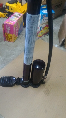 กระบอกเติมลม (สูบลม ) แบบเอนกประสงค์ จากญี่ปุ่น ใช้เติมลมจักรยาน มอเตอร์ไซคืได้หมด