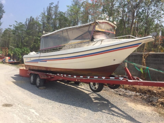 เรือเร็ว 15 ที่นั่ง E280 เครื่อง YAMAHA 100แรง 2เครื่อง  เรือสวยมากใช้แค่ 500 ชม.