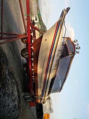 เรือเร็ว 15 ที่นั่ง E280 เครื่อง YAMAHA 100แรง 2เครื่อง  เรือสวยมากใช้แค่ 500 ชม.