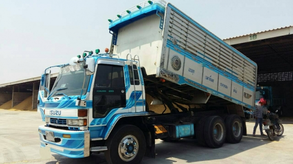 ขายรถพ่วง 18 ล้อ แม่-ลูก กระบะคอกเกษตรเนียมดั้ม ISUZU 195 รถสวย ราคา.1150000 สนใจรีบจองด่วน