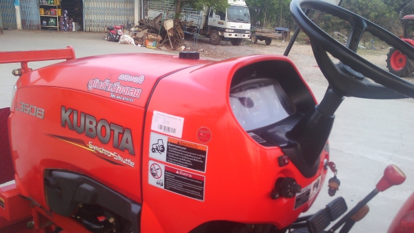 ขาย36แรงรถไร่สภาพเยี่ยม ไร้สนิม  ต่อมาเลยสดได้