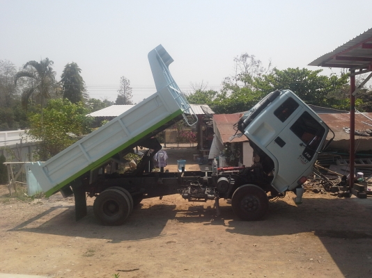 ขอบคุณป๋าอิ๊ดร้านคนไทยวัสดุ ท่าตะโก ที่ไว้วางใจครับ ขายร็อกกี้ FRR12DA- เครื่อง 6BG1-175แรง ปี46 แอร์ เพาเวอร์ ทริฟฟี่ CD ยาง8.25/16 รถนอกทั้งคัน สวยพร้อมใช้  เล่มพร้อม