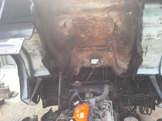 ขอบคุณป๋าอิ๊ดร้านคนไทยวัสดุ ท่าตะโก ที่ไว้วางใจครับ ขายร็อกกี้ FRR12DA- เครื่อง 6BG1-175แรง ปี46 แอร์ เพาเวอร์ ทริฟฟี่ CD ยาง8.25/16 รถนอกทั้งคัน สวยพร้อมใช้  เล่มพร้อม