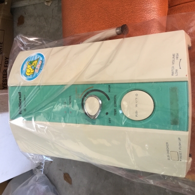 เครื่องทำน้ำอุ่น + จอTV