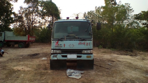 6ล้อดั้มดิน HINO RANGER FC3J-JO7C 170 แรง สมอเงิน รถประกอบ ปี54 เครื่อง/เกียร์ เดิม แน่นดี ช่วงล่างใหญ่ Fหน้า-หลัง ครบ พาวเวอร์/ทริฟฟี่/แอร์ ครบ ดั้มเหล็ก5ตัน3.60ม.ยิงหน้า ยาง8.25/16 ตามสภาพ พร้อมใช้งาน เล่มทะเบียน ครบ **ขาย HINO FC3