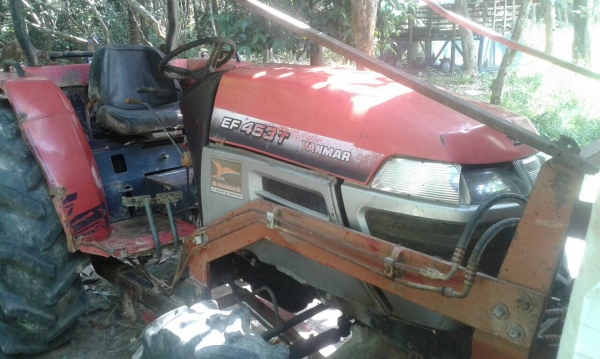 รถไถยันม่า..YANMAR EF453T..มีเล่มทะเบียน รถพร้อมใช้สภาพดีใช้ได้