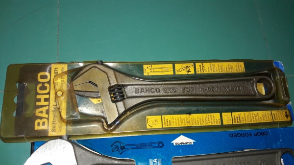 ขายประแจเลื่อน8"BAHCO MADE IN SWEDEN. ใหม่เก่าเก็บ