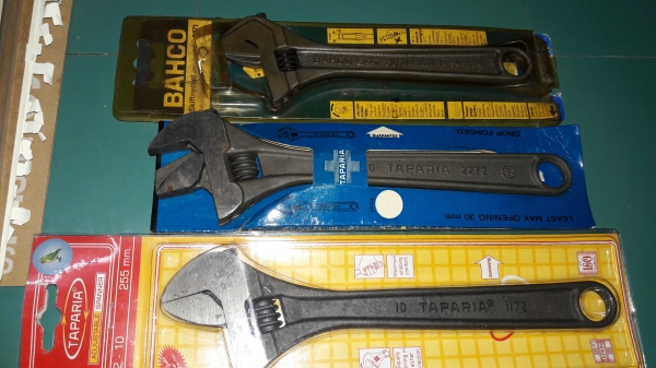 ขายประแจเลื่อน8"BAHCO MADE IN SWEDEN. ใหม่เก่าเก็บ