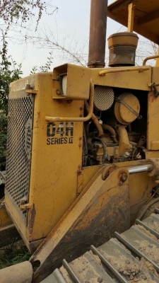 ขายแทรคเตอร์ D4H ยี่ห้อ CAT