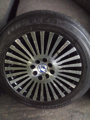 แม็ก 15 กว้าง 7 ออฟ 40 ขนาด 4 รู 100 และ 114 พร้อมยาง 4900 บาท แม็ก 15 กว้าง 7 ออฟ 40 ขนาด 4 รู 100 และ 114 พร้อมยาง 4900 บาท