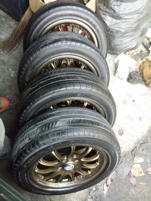 แม็ก 15 ใส่ 4 รู 100 สภาพสวย พร้อมยาง ฟอเก้น 6900 บาท แม็ก 15 ใส่ 4 รู 100 สภาพสวย พร้อมยาง ฟอเก้น 6900 บาท