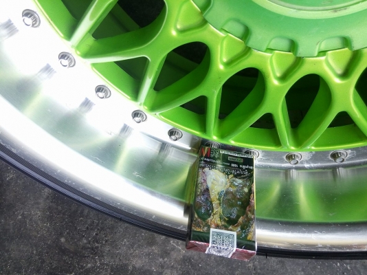 แม็ก 17 กว้าง 8 ลายบีบีเอส พร้อมยาง สภาพดี 8900 บาท