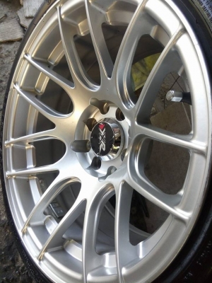 แม็ก 15 กว้าง 8.25 ออฟ 0 พร้อมยาง 195 50 15 ปี 15 แม็ก 15 กว้าง 8.25 ออฟ 0 พร้อมยาง 195 50 15 ปี 15