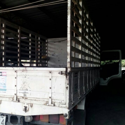 ขายๆหกล้อ ฮีโน่ FC4J145ปี51แอร์เย็นๆ ช่วงยาว5.50ม สภาพดีสวยกริ๊ปเดิมทั้งคัน เล่มทะเบียนพร้อมโอน ราคา 825,000บ ครับ ขายๆหกล้อ ฮีโน่ FC4J145ปี51แอร์เย็นๆ ช่วงยาว5.50ม สภาพดีสวยกริ๊ปเดิมทั้งคัน เล่มทะเบียนพร้อมโอน ราคา 825,000บ ครับ