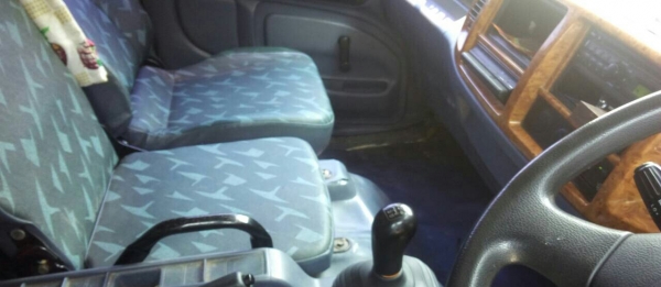 ขายๆหกล้อ ฮีโน่ FC4J145ปี51แอร์เย็นๆ ช่วงยาว5.50ม สภาพดีสวยกริ๊ปเดิมทั้งคัน เล่มทะเบียนพร้อมโอน ราคา 825,000บ ครับ ขายๆหกล้อ ฮีโน่ FC4J145ปี51แอร์เย็นๆ ช่วงยาว5.50ม สภาพดีสวยกริ๊ปเดิมทั้งคัน เล่มทะเบียนพร้อมโอน ราคา 825,000บ ครับ