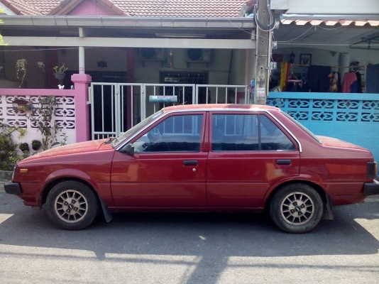 ขาย Nissan Sunny B11 ปี 90 เครื่อง 1300 คาร์บู เกียร์ธรรมดา 5 เกียร์ ไม่เคยติดแก๊ส แอร์เย็น ล้างตู้ใ