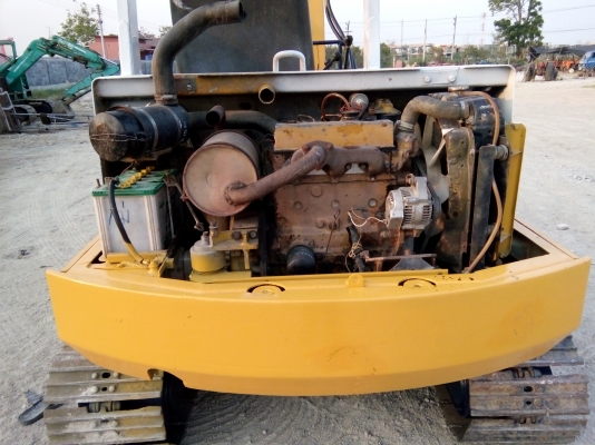 ขายแบ็คโฮ  KOMATSU   PC40-6 ใช้งานได้ดีราคาถูกๆ