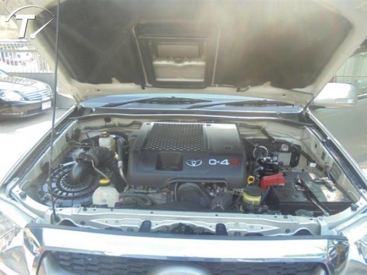 2011 TOYOTA HILUX VIGO, 3.0 G DBL CAB 4WD โฉม DOUBLE CAB สีบรอนซ์เงิน เกียร์ออโต้ ทะเบียน ญบ8051 กรุงเทพฯ